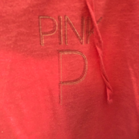 ❌❌SOLD❌❌Vintage VS Pink Pullover! Size M! - Picture 2 of 3